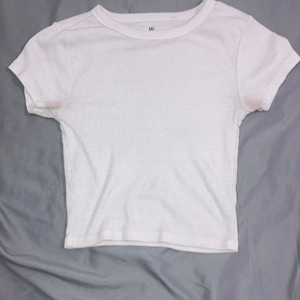 White pac sun crop top